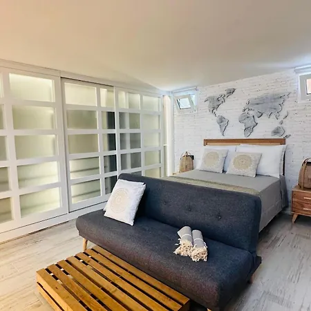 Linda Vista * 马尔韦利亚