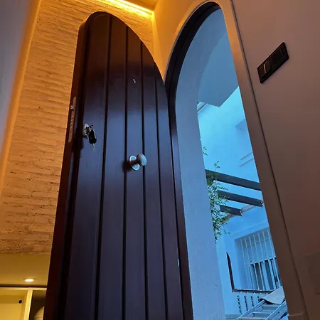 Linda Vista Apartment *